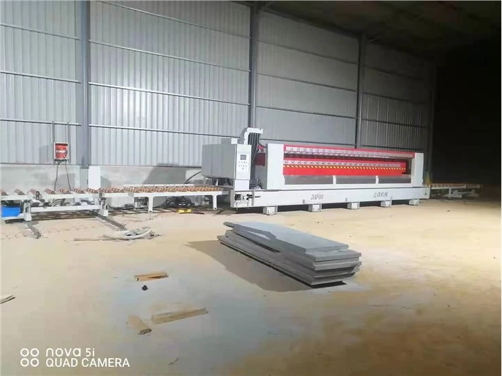 automatická 12 hlavová brúska na kameň Priebežne leštiaci stroj Stroj na orezávanie povrchu umelého kameňa